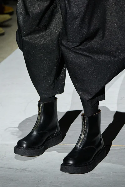 Look 8